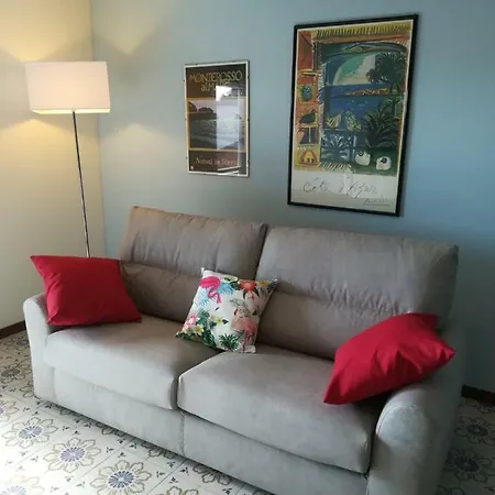 Costamare Appartement *