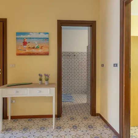 Apartment Costamare *