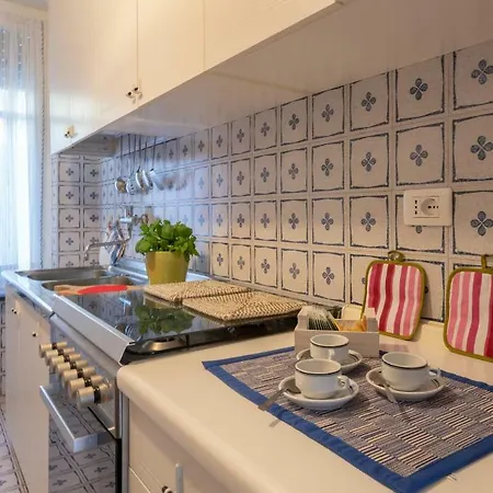 Costamare Apartment